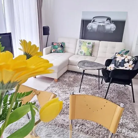 Casa Bianca - 2 Bedroom Design 아파트 *