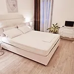 Casa Bianca - 2 Bedroom Design