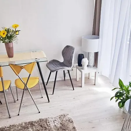 Casa Bianca - 2 Bedroom Design *